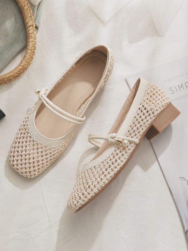 Summer Slip-On Sheepskin Women's Flats, Woven Hollow French-Style Shoes for Skirts, Trendy 2025 Design