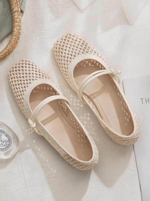 Summer Slip-On Sheepskin Women's Flats, Woven Hollow French-Style Shoes for Skirts, Trendy 2025 Design