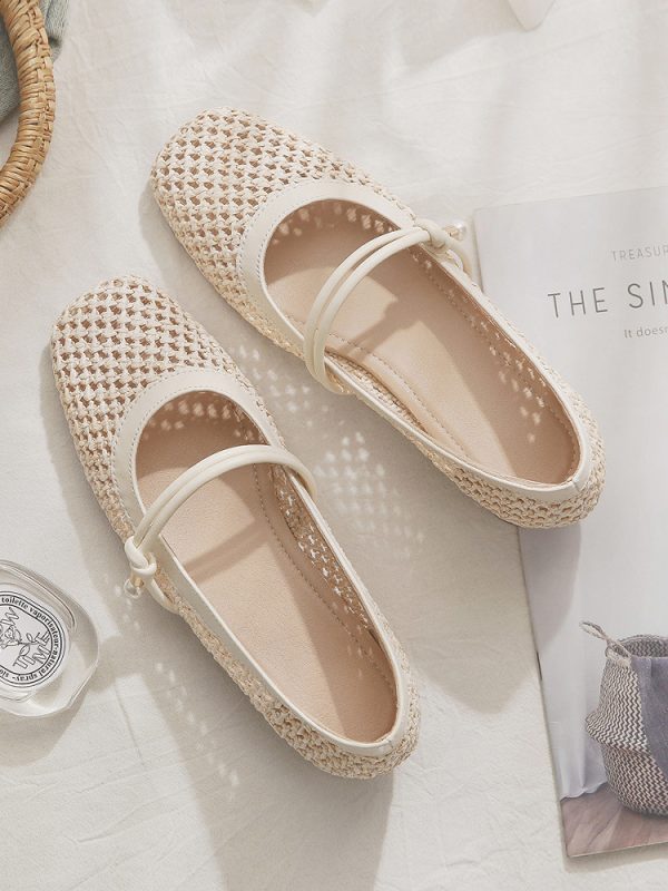 Summer Slip-On Sheepskin Women's Flats, Woven Hollow French-Style Shoes for Skirts, Trendy 2025 Design