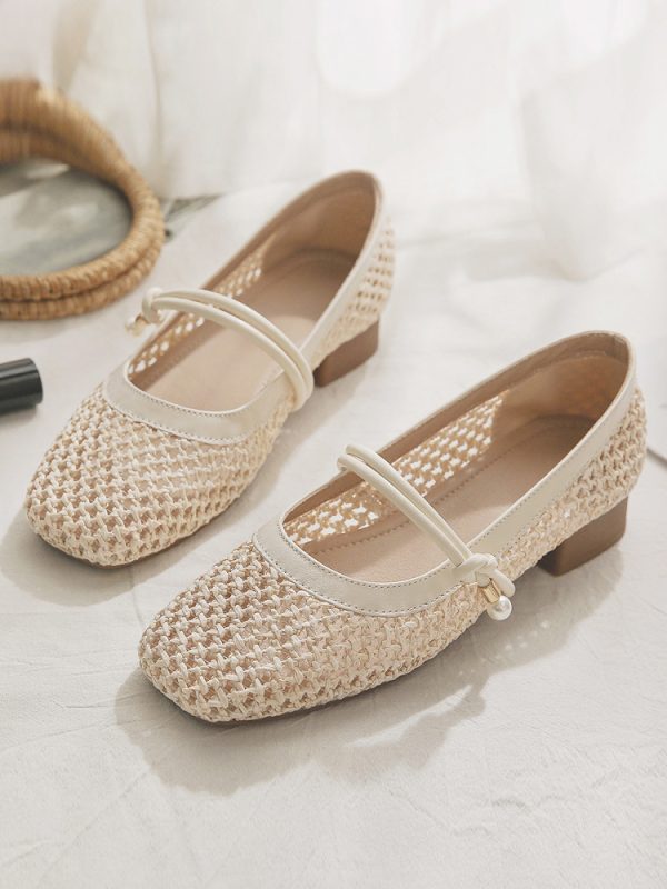 Summer Slip-On Sheepskin Women's Flats, Woven Hollow French-Style Shoes for Skirts, Trendy 2025 Design