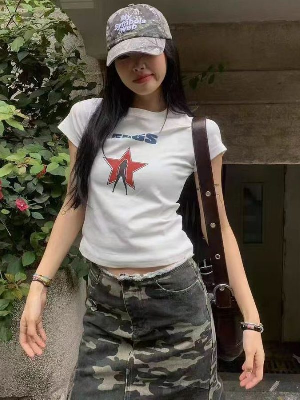 Summer Star Print Sexy Shoulder T-Shirt for Women - Retro Slim Fit Short Sleeve Round Neck Top in 90s Style