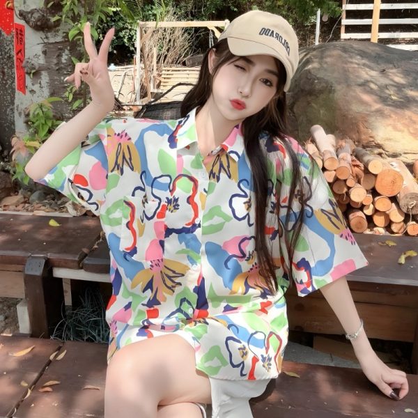 Summer Tie-Dye Floral Short Sleeve Shirt for Women, Retro Loose Beach Top, Trendy Versatile Style, Y2K Fashion