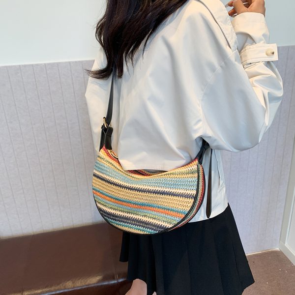 Summer Woven Straw Dumpling Bag for Women - Brown Crossbody Phone Bag, Perfect for Beach Vacations 2025