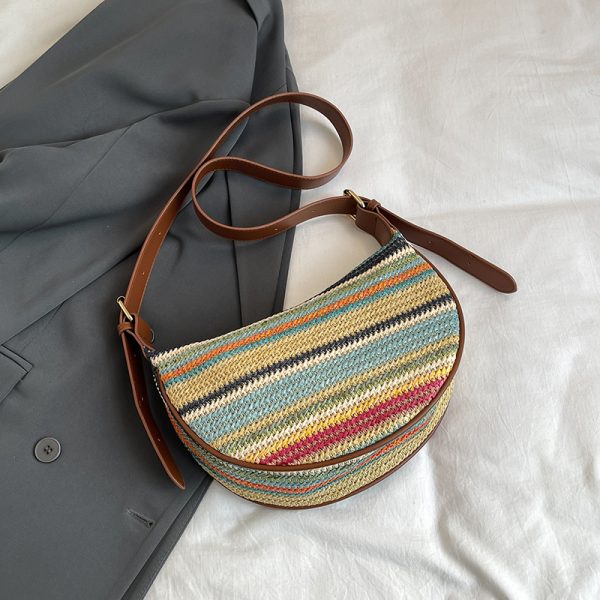 Summer Woven Straw Dumpling Bag for Women - Brown Crossbody Phone Bag, Perfect for Beach Vacations 2025