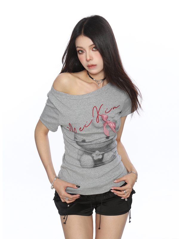 Sweet Cool Cartoon Hello Kitty Off-Shoulder Short Sleeve T-Shirt for Women - Slimming Chic Summer Top, Y2K Style