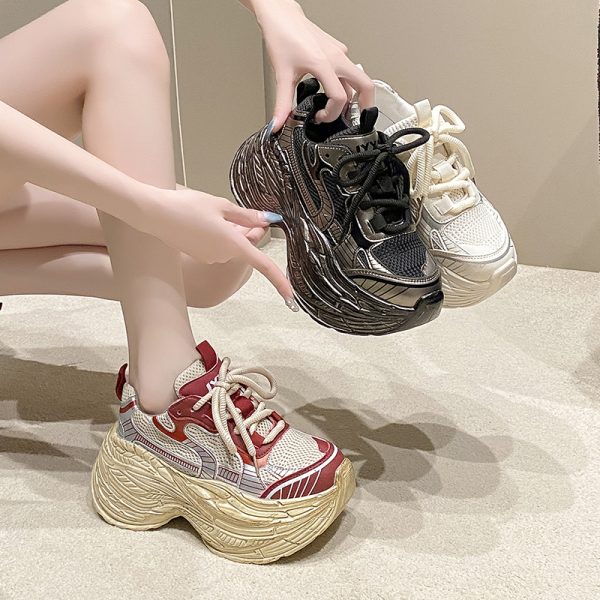 Thick-Soled Dad Shoes for Women - Summer Height-Increasing Mesh Casual Sneakers, Breathable Sports Shoes for Petite Figures, 2024