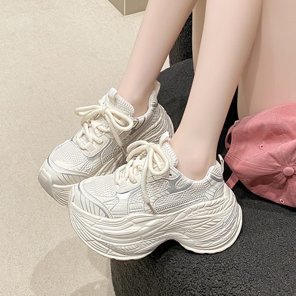 Thick-Soled Dad Shoes for Women - Summer Height-Increasing Mesh Casual Sneakers, Breathable Sports Shoes for Petite Figures, 2024