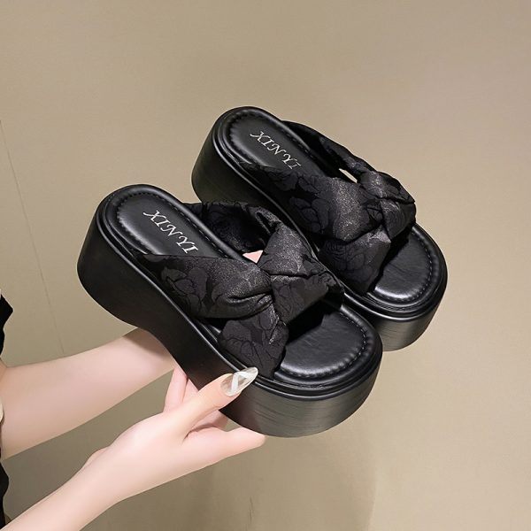 Thick-Soled Platform Slide Sandals for Women - Versatile Summer Outdoor Wear, Height-Increasing Soft Sole, Fashionable 2025 Style