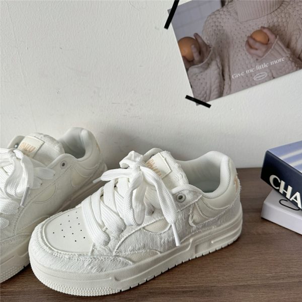 Thick-Soled White Bread Shoes for Men and Women - Niche Destructive Style, Versatile National Trend Sports and Skateboard Footwear