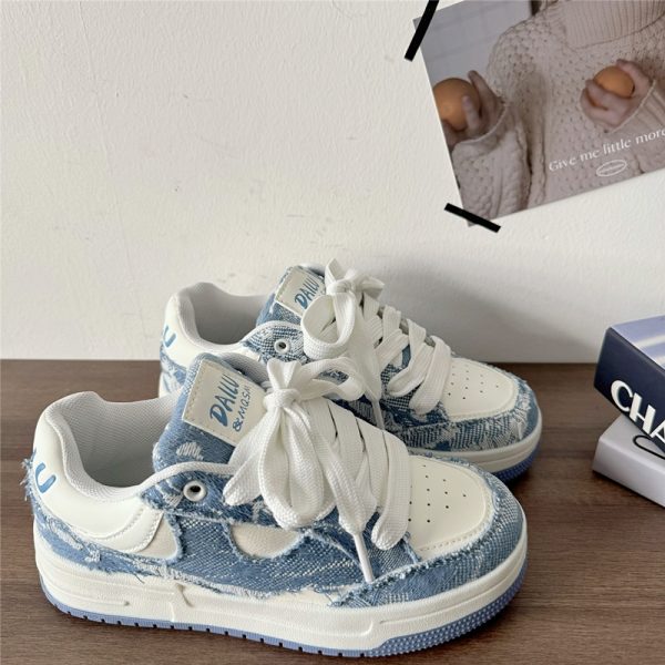 Thick-Soled White Bread Shoes for Men and Women - Niche Destructive Style, Versatile National Trend Sports and Skateboard Footwear