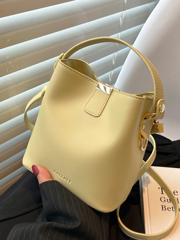 Trendy 2025 High-End Shoulder Bag - Versatile Summer Crossbody Bucket Bag for Work and Everyday Use