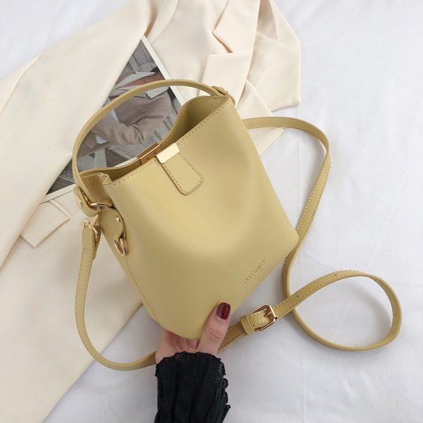 Trendy 2025 High-End Shoulder Bag - Versatile Summer Crossbody Bucket Bag for Work and Everyday Use