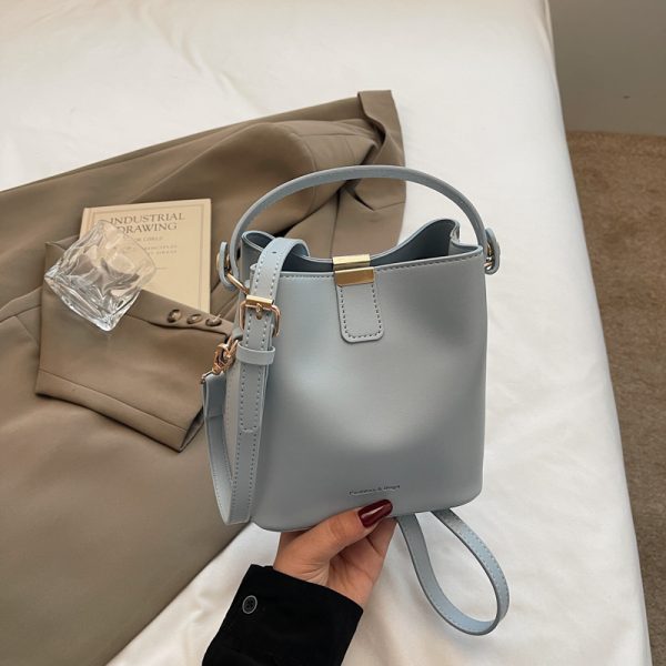 Trendy 2025 High-End Shoulder Bag - Versatile Summer Crossbody Bucket Bag for Work and Everyday Use