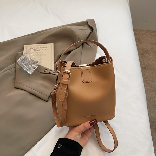 Trendy 2025 High-End Shoulder Bag - Versatile Summer Crossbody Bucket Bag for Work and Everyday Use