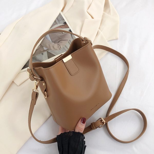 Trendy 2025 High-End Shoulder Bag - Versatile Summer Crossbody Bucket Bag for Work and Everyday Use
