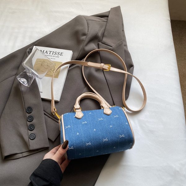 Trendy 2025 Summer Boston Bag - Casual Shoulder Bag with Bow Print, Small Design, Perfect for Y2K and Korean Style Fashion