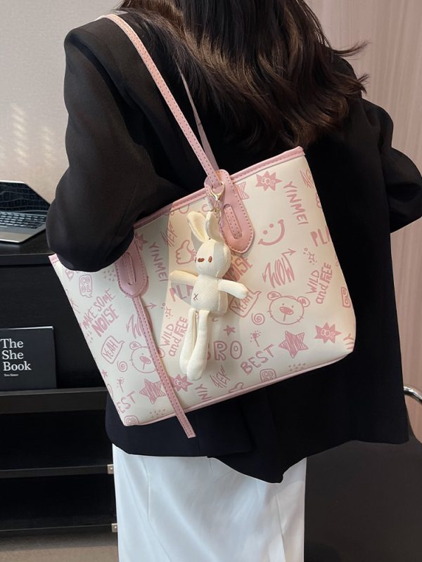 Trendy 2025 Women's Large Capacity Tote Bag - Versatile Commuter Shoulder Bag for Everyday Fashion