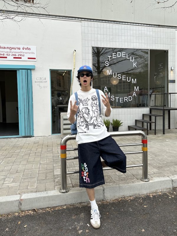 Trendy American High Street Graffiti Printed Short Sleeve T-Shirt for Men and Women, Casual Loose Hip-Hop Style Top
