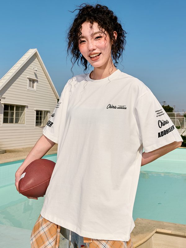 Trendy American Retro Letter Print Short-Sleeve T-Shirt for Couples â€“ Unisex Loose Fit Summer Style 2025