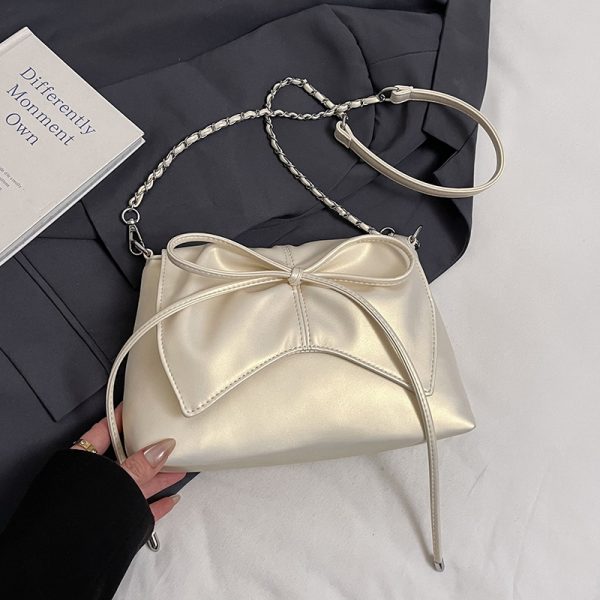 Trendy Ballet-Style Women's Shoulder Bag 2025 - Versatile Crossbody with Silver Chain - Fashionable High-End Feel