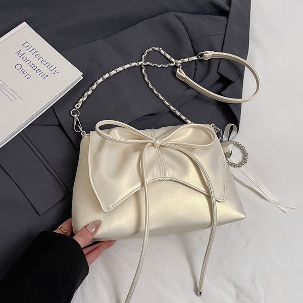 Trendy Ballet-Style Women's Shoulder Bag 2025 - Versatile Crossbody with Silver Chain - Fashionable High-End Feel