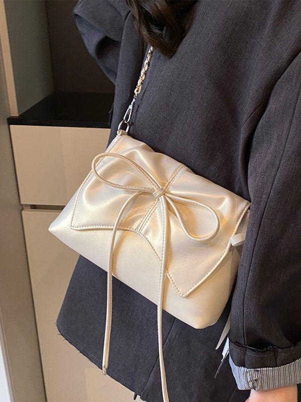 Trendy Ballet-Style Women's Shoulder Bag 2025 - Versatile Crossbody with Silver Chain - Fashionable High-End Feel