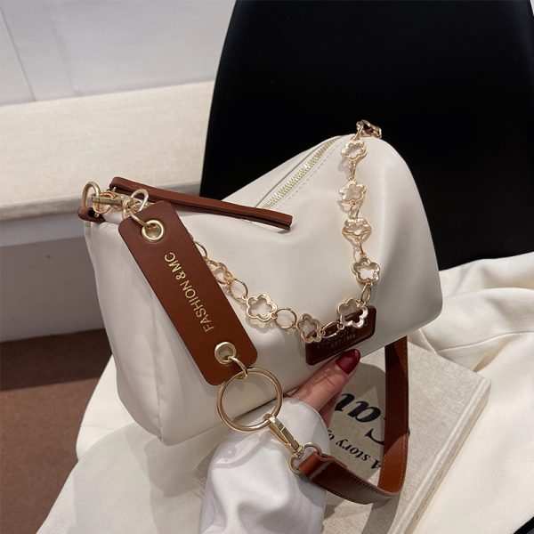 Trendy Chain Crossbody Bag for Women - Versatile Stylish Pillow Bag for Spring/Summer 2025 Fashion