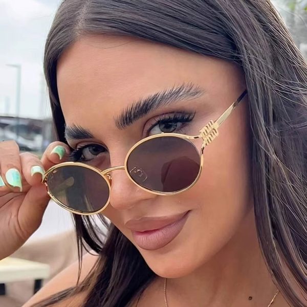 Trendy Cyberpunk Metal Oval Sunglasses for Women - Flattering High-End Style for Round Faces, Hip-Hop Party Accessory