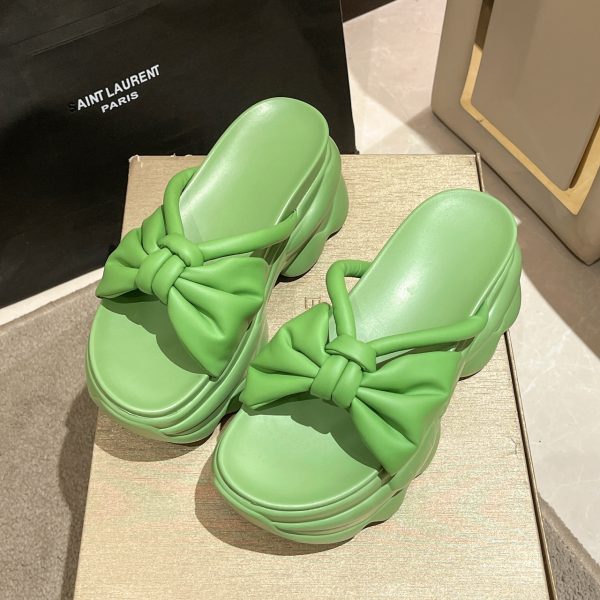 Trendy High-End Thick-Soled Height-Increasing Sandals for Women - Summer 2025 Outdoor Fashion, Stylish High Heels