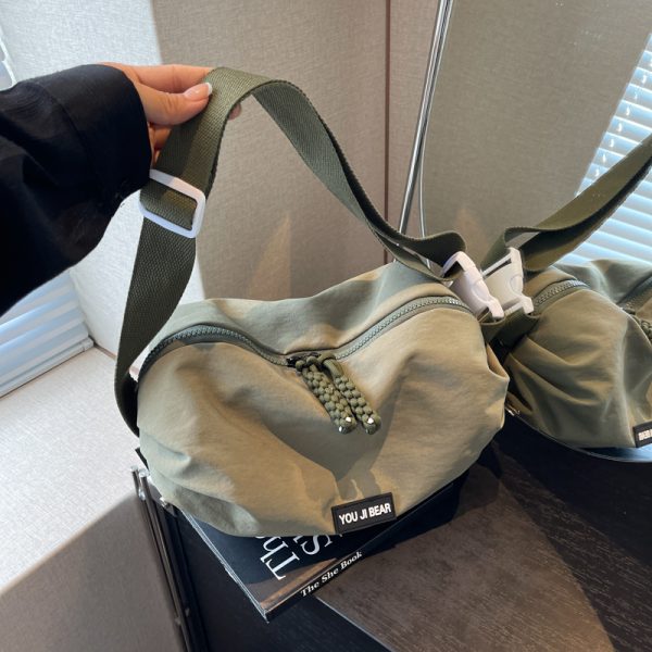 Trendy Japanese-Style Minimalist Oxford Cloth Crossbody Bag for Women, Versatile Wide Shoulder Strap Wrinkled Dumpling Design