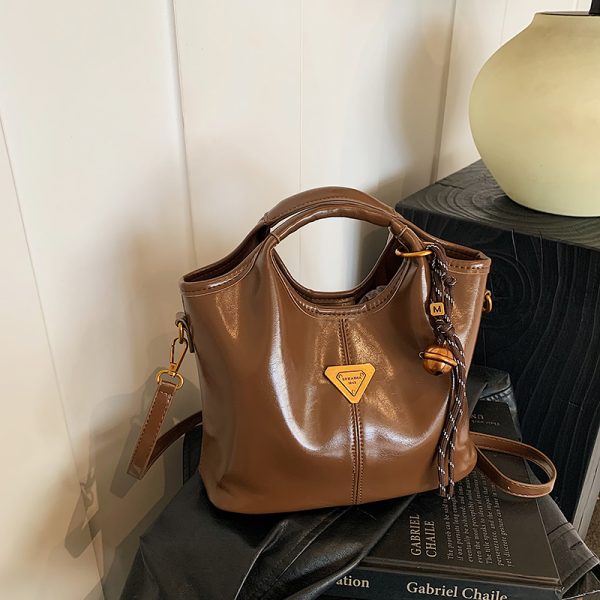 Trendy Korean Oil Wax Leather Small Square Shoulder Bag for Women - Versatile 2025 High-End Fashion Accessory