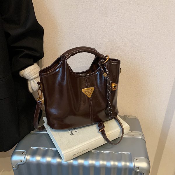 Trendy Korean Oil Wax Leather Small Square Shoulder Bag for Women - Versatile 2025 High-End Fashion Accessory