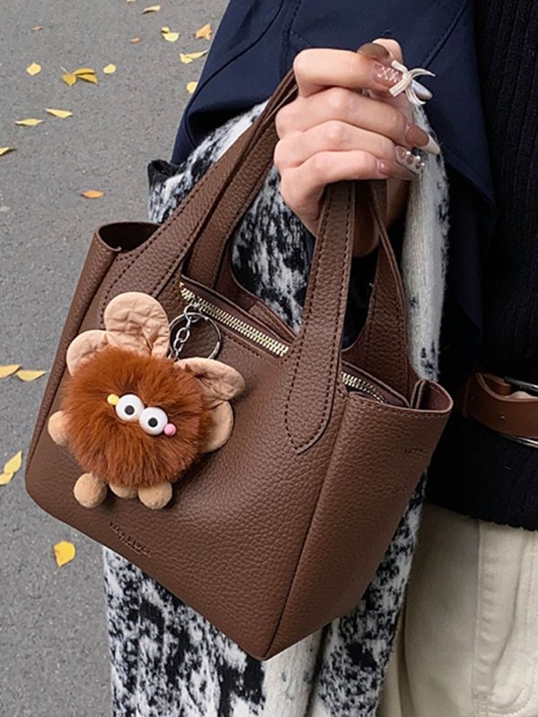 Trendy Korean Style Bucket Bag for Women - Minimalist Versatile Shoulder Bag for Winter 2025, High-End Casual Fashion