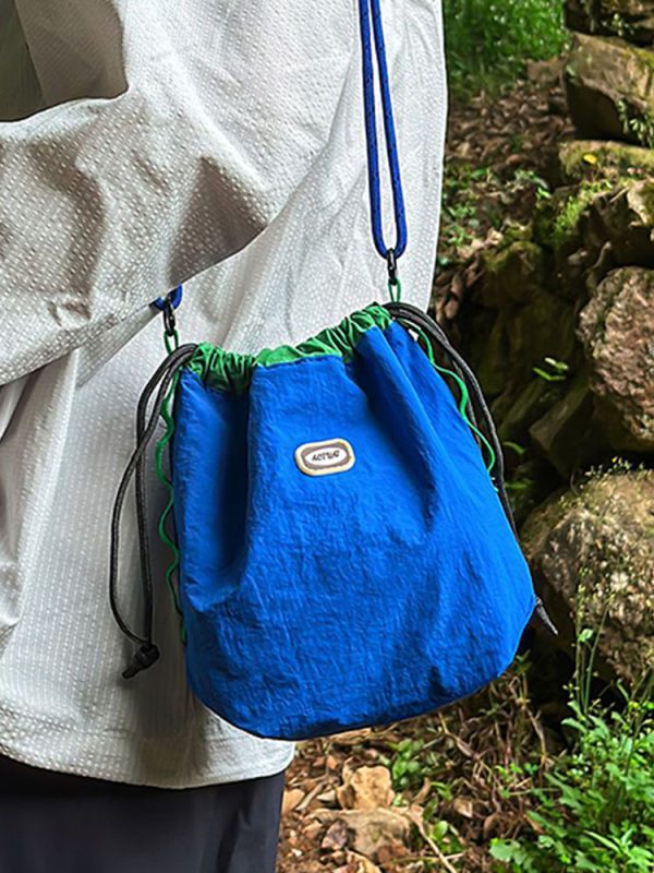 Trendy Korean Style Large Capacity Nylon Crossbody Bucket Bag for Women - Summer 2025 Niche Design