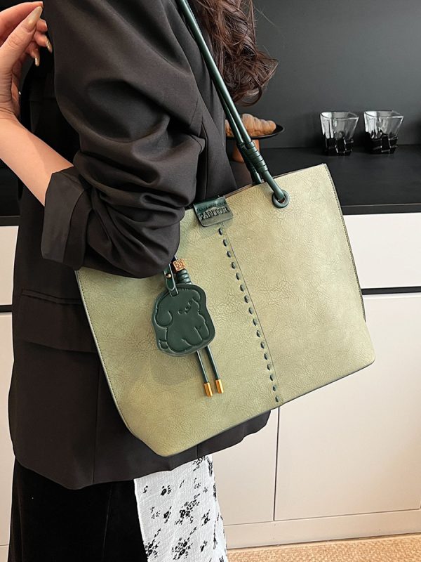 Trendy Korean Style Large-Capacity Tote Bag for Women - Versatile High-End Shoulder Bag for Commuting in 2025