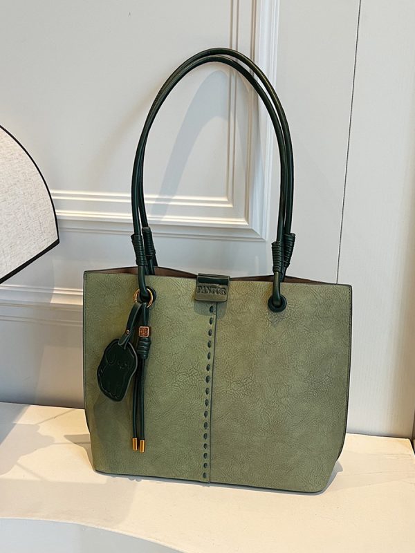 Trendy Korean Style Large-Capacity Tote Bag for Women - Versatile High-End Shoulder Bag for Commuting in 2025