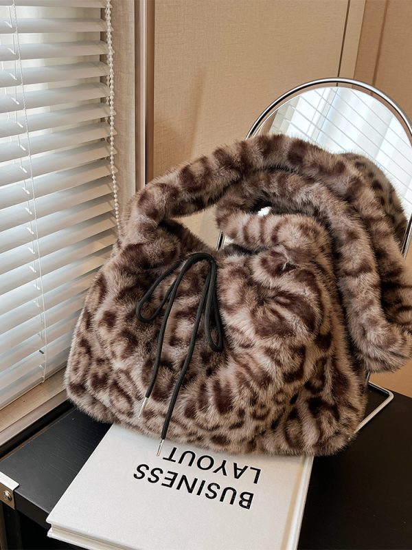 Trendy Leopard Print Fluffy Women's Shoulder Bag, 2025 Summer Large Capacity Tote and Crossbody Bag for Commuting