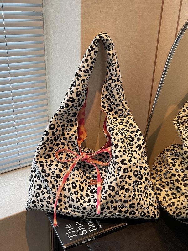 Trendy Leopard Print Tote Bag for Women - Large Capacity Shoulder Bag for Class and Commuting, 2025 Fashion Must-Have