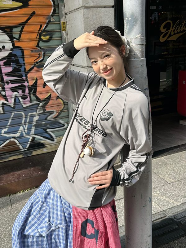 Trendy Loose-Fit Spliced Long Sleeve Sports Top for Couples â€“ Quick-Dry Moisture-Wicking Outdoor Wear for Spring and Autumn