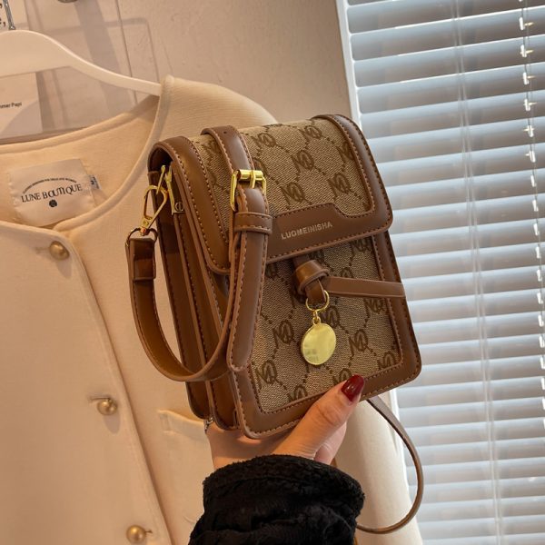Trendy Mini Square Bag for Women - 2025 French-Style Retro Phone Bag for Spring and Summer, Fashionable Small Crossbody Purse
