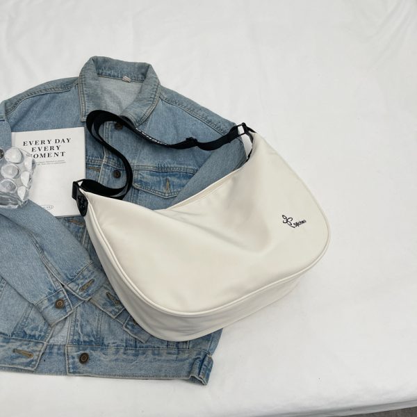 Trendy Nylon Oxford Shoulder Dumpling Bag for Women - Large Capacity Crossbody Bag for Students and Commuting, 2025 Style