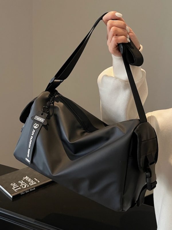 Trendy Nylon Shoulder Bag for Women - Large Capacity Commuting Pillow Crossbody Bag - Versatile Sports Tote 2025