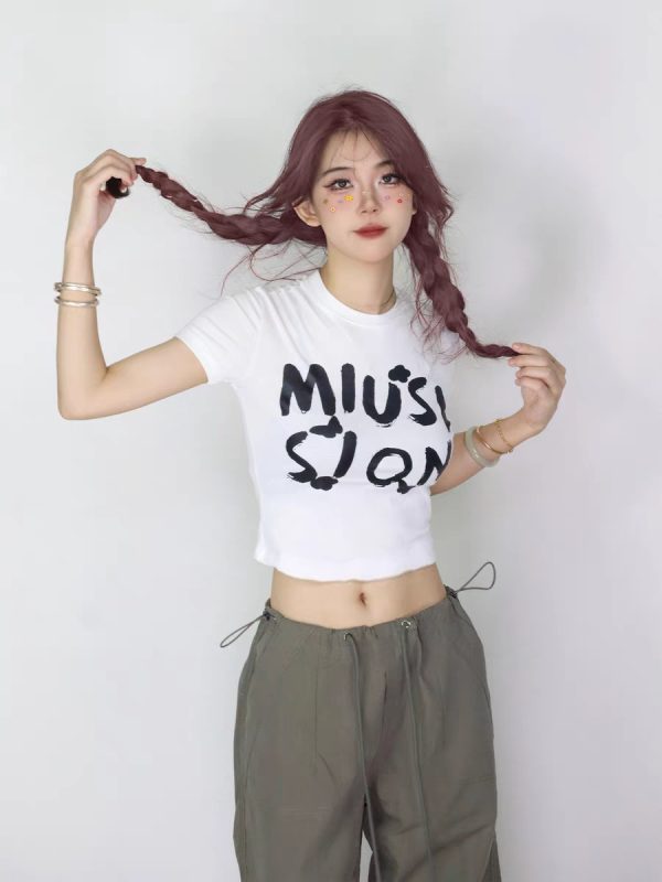 Trendy Off-Shoulder Crop Top for Women, Slim-Fit Jazz Style, Summer Body-Hugging Fashion, 90s Inspired