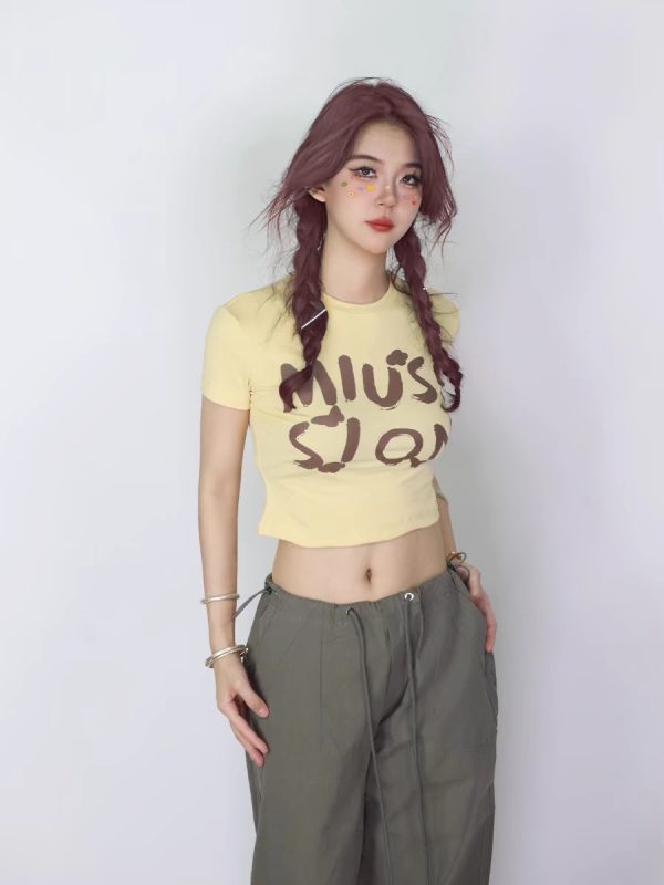 Trendy Off-Shoulder Crop Top for Women, Slim-Fit Jazz Style, Summer Body-Hugging Fashion, 90s Inspired