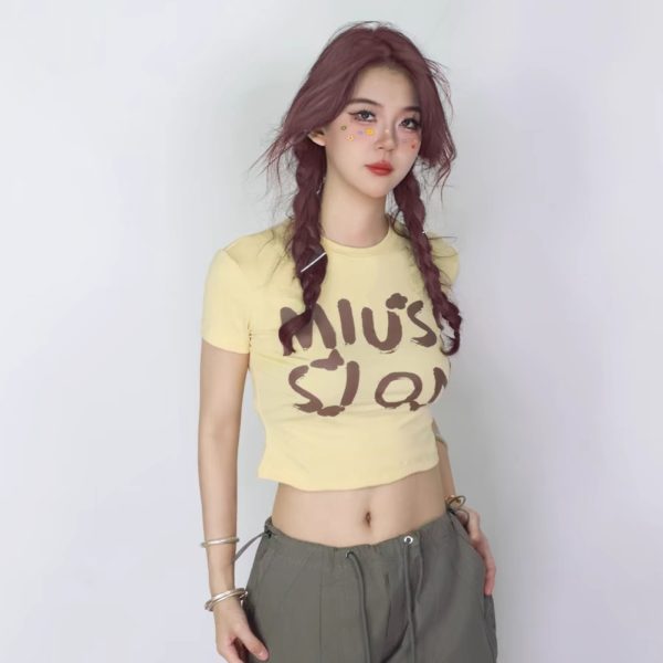 Trendy Off-Shoulder Crop Top for Women, Slim-Fit Jazz Style, Summer Body-Hugging Fashion, 90s Inspired