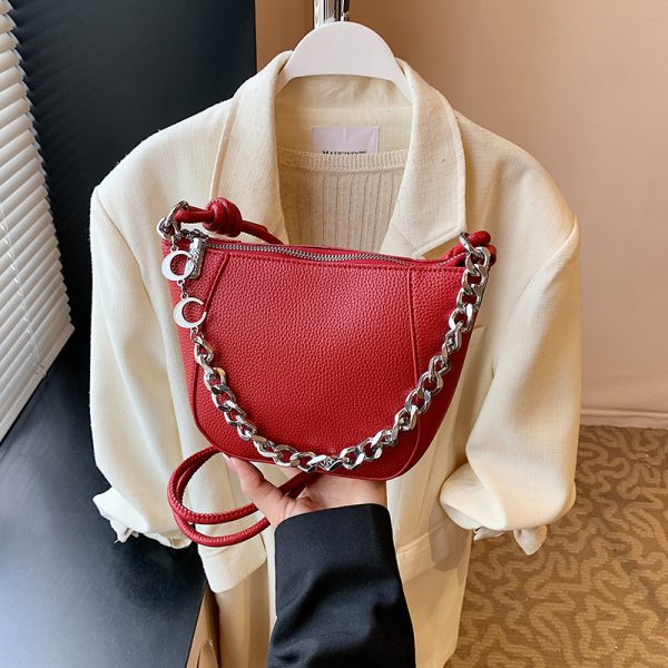 Trendy Red Shoulder Underarm Bag - 2025 High-End Women's Crossbody Bucket Bag for Commuting and Everyday Style