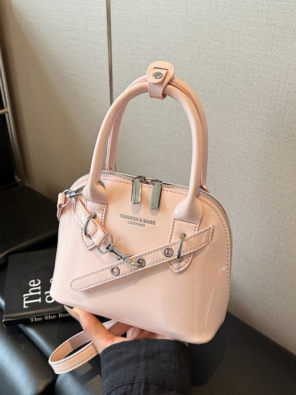 Trendy Red Women's Shoulder Bag - High-End 2025 Commuter Crossbody Shell Bag for Fashion Lovers