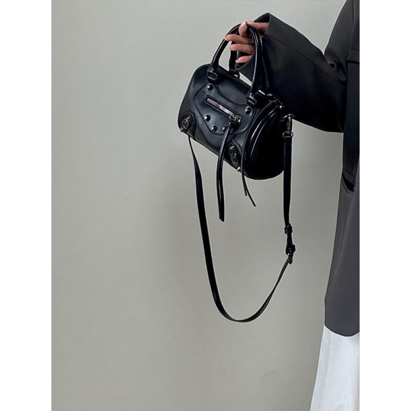 Trendy Retro Motorcycle Bag for Women - Fashionable Shoulder Crossbody Handbag - 2025 Niche Design