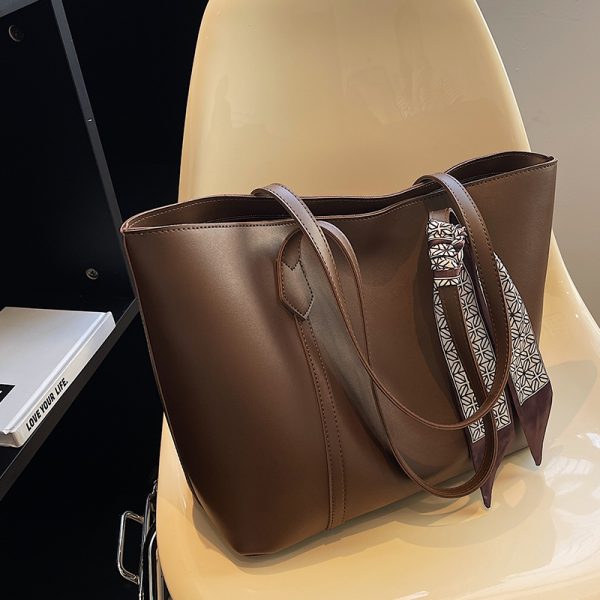 Trendy Retro Women's Tote Bag - Versatile Commuting Shoulder Bag for College Students - Spring Summer 2025 Fashion