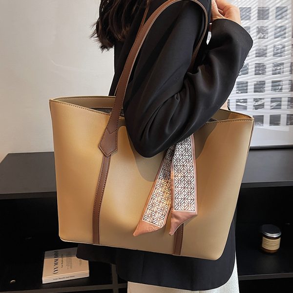 Trendy Retro Women's Tote Bag - Versatile Commuting Shoulder Bag for College Students - Spring Summer 2025 Fashion